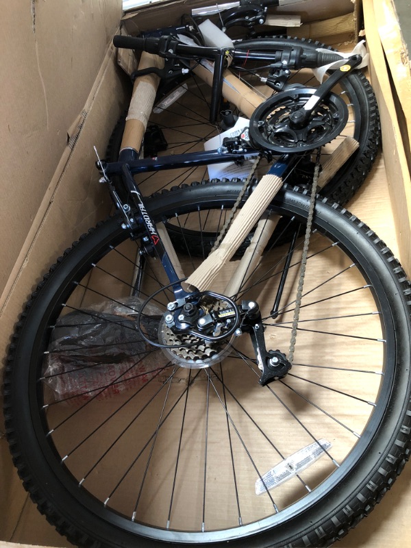 Photo 2 of (Last 4 of S.N. 9232)
Dynacraft Magna Front Shock Mountain Bike