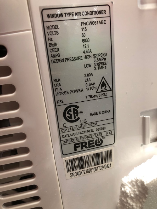 Photo 5 of (DAMAGED BACK CORNER)
Freo 6,000 BTU Window Air Conditioner