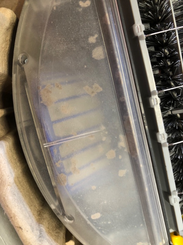 Photo 1 of iRobot Roomba 692 Robot Vacuum