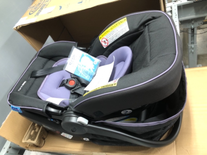 Photo 2 of Graco SnugRide 35 Lite LX Infant Car Seat in Hailey
