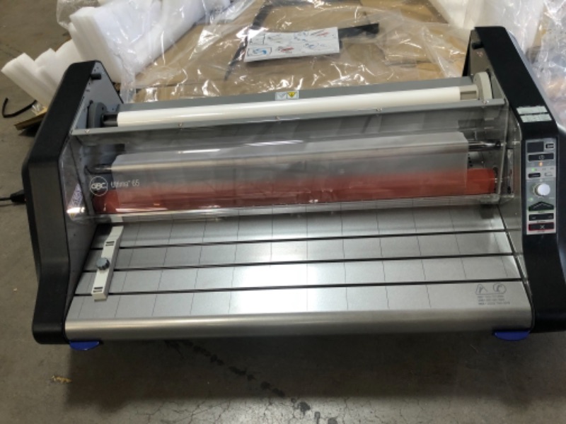 Photo 10 of *MINOR CRACKS*
GBC Ultima 65 Thermal Roll Laminator, 27" Max Document Width, 3 mil Max Document Thickness
