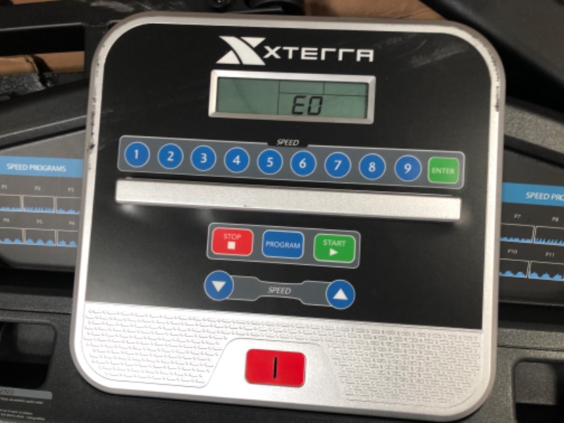 Photo 4 of *POWERS ON  BUT SAYS "EO*
XTERRA Fitness TR150 Folding Treadmill
