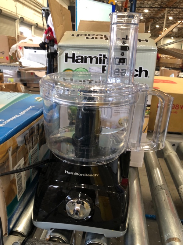 Photo 2 of (PARTS ONLY) DOES NOT POWER ON*
Hamilton Beach Food Processor & Vegetable Chopper for Slicing, Shredding, Mincing, and Puree, 8 Cup, Black
