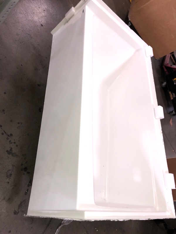 Photo 2 of  30-in W x 60-in L White Acrylic Rectangular Right Drain Alcove Soaking Bathtub |