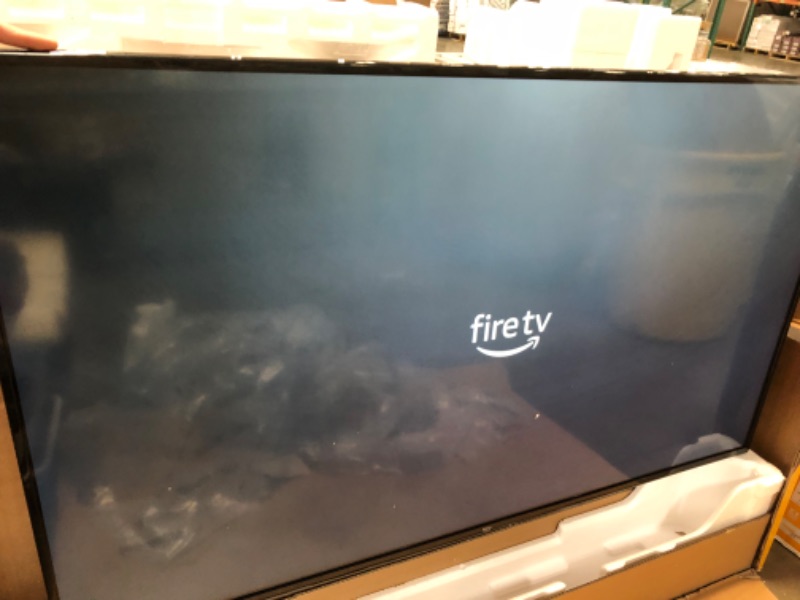 Photo 3 of Amazon Fire TV 55" 4-Series 4K UHD smart TV
