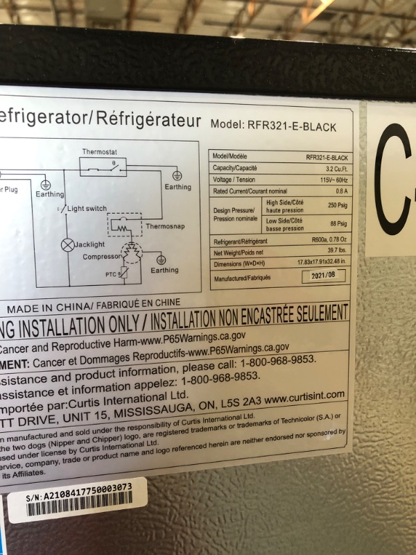 Photo 1 of ***PARTS ONLY*** RCA RFR321-B-Black-COM RFR321-BLACK Mini Refrigerator, 3.2 Cu Ft Fridge, Black, CU.FT

