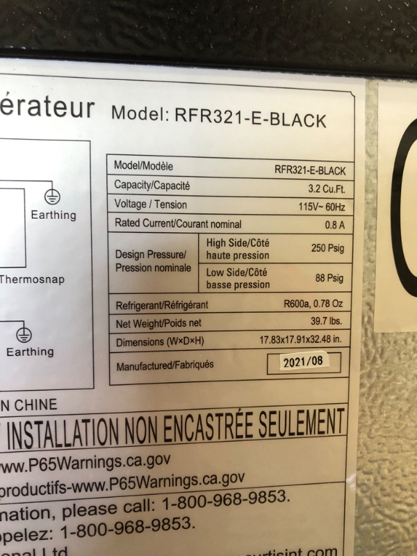 Photo 4 of ***PARTS ONLY*** RCA RFR321-B-Black-COM RFR321-BLACK Mini Refrigerator, 3.2 Cu Ft Fridge, Black, CU.FT
