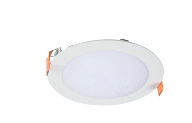 Photo 1 of 
Halo
HLB 6 in. Selectable CCT New Construction or Remodel Canless Recessed Integrated LED Kit
