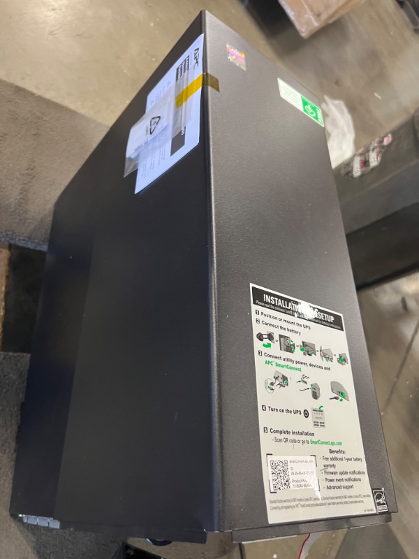 Photo 6 of APC 2200VA Smart UPS with SmartConnect, SMT2200C Sinewave UPS Battery Backup, AVR, 120V, Line Interactive Uninterruptible Power Supply black
DAMAGED JUST CHIPED 