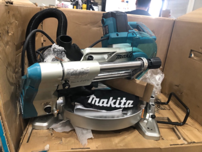 Photo 2 of "Makita LS1019L 10-Inch 15-Amp Dual-Bevel Sliding Compound Miter Saw W/ Laser"
