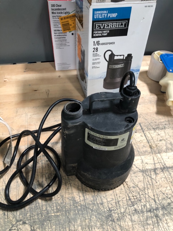 Photo 3 of 1/6 HP Plastic Submersible Utility Pump