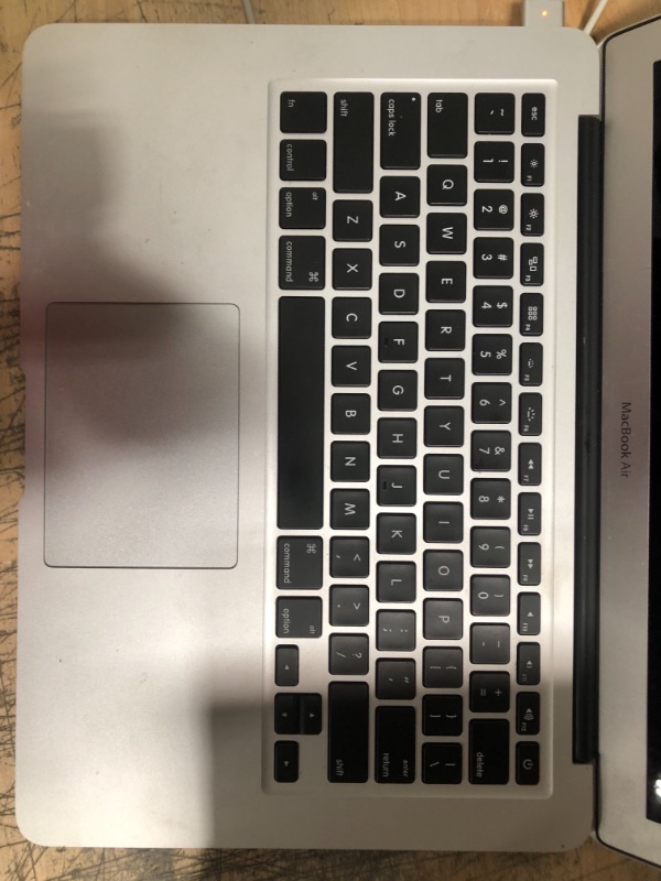 Photo 8 of MACBOOK AIR A1466 13-inch 