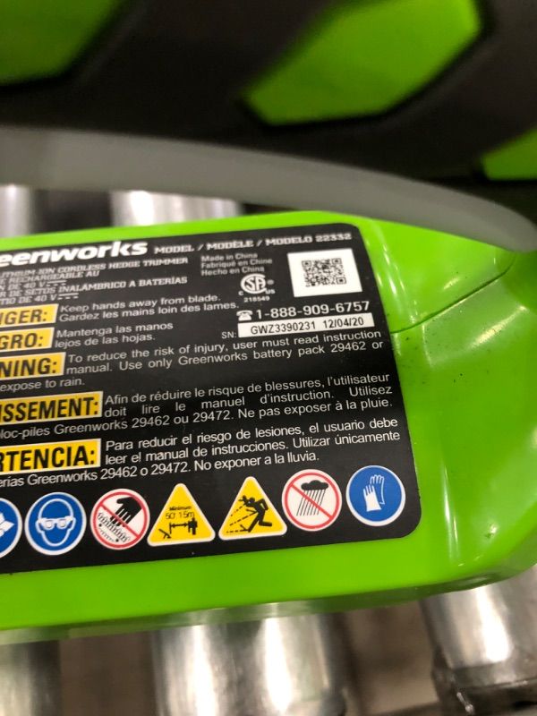 Photo 1 of *PARTS ONLY*  Greenworks 40V 24" Cordless Hedge Trimmer, Tool Only
