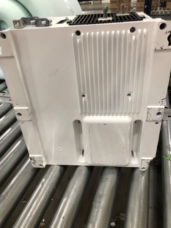 Photo 1 of ***PARTS ONLY*** MAGNUM ENERGY MSH4024RE 4000W 24V INVERTER/CHARGER
