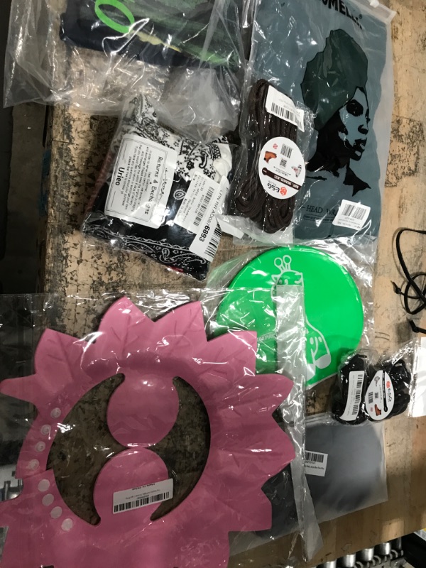 Photo 1 of MISCELLANEOUS BUNDLE OF ASSORTED APEARL XL,S,L,L