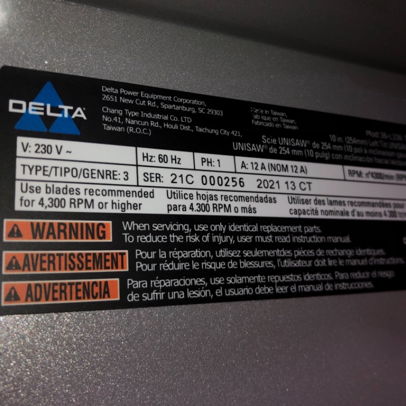 Photo 6 of Delta 3 HP Unisaw Table Saw Body