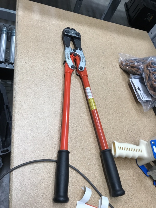 Photo 2 of HK Porter 0190MCP 24" PowerPivot™ Center Cut Double Compound Action Bolt Cutter
