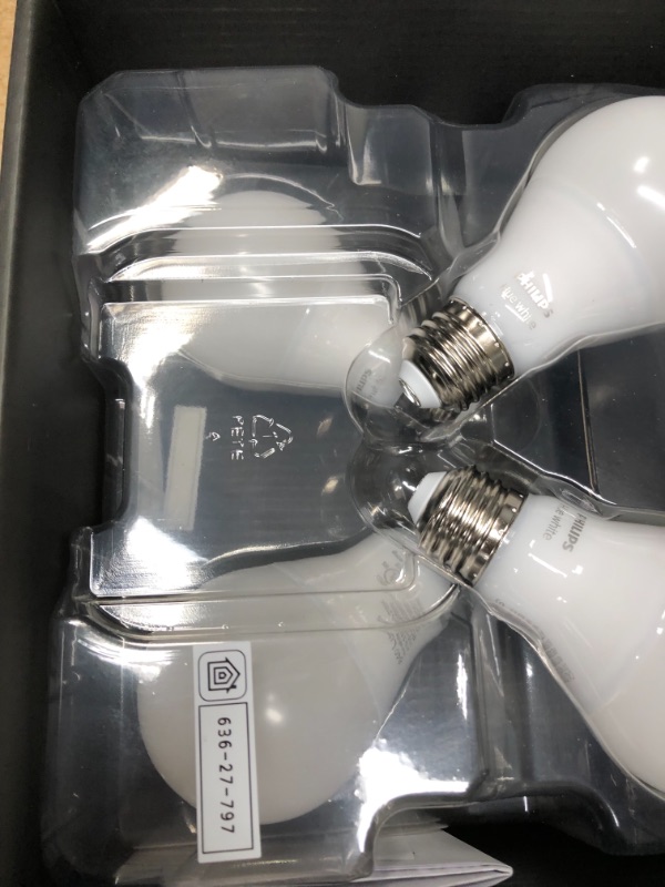 Photo 3 of White A19 LED 60W Equivalent Dimmable Smart Wireless Lighting Starter Kit (4 Bulbs and Bridge)
**previous customer states: Bridge won’t reset and doesn’t work**
