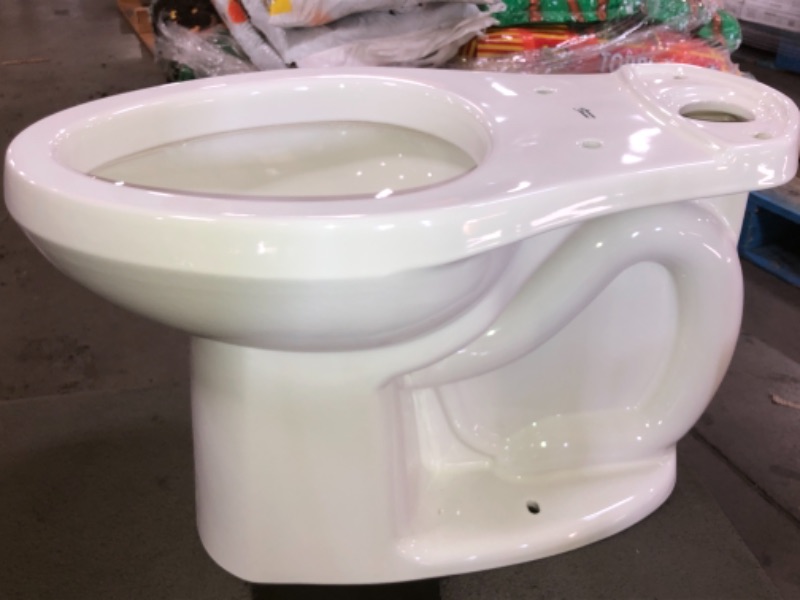 Photo 2 of 3380.216ST.020 GPF Dual Flush Elongated Toilet, White - 2 Piece
