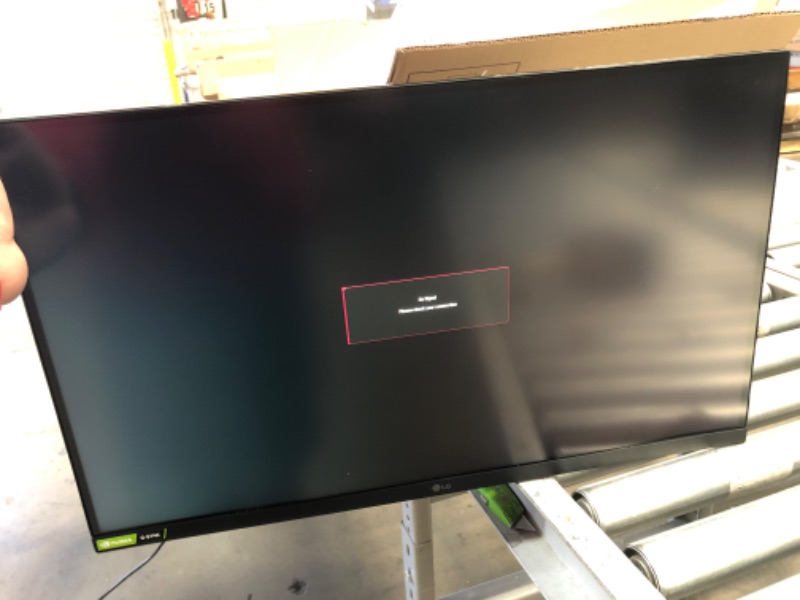 Photo 2 of LG 27GL83A-B 27 Inch Ultragear QHD IPS 1ms NVIDIA G-SYNC Compatible Gaming Monitor
