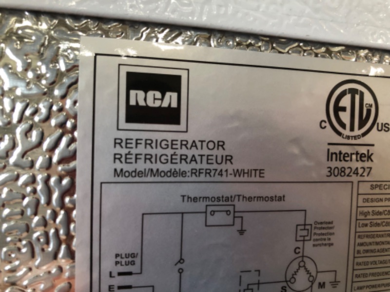 Photo 5 of *minor dents to corners of the fridge*
RCA
7.5 cu. ft. Mini Refrigerator in White