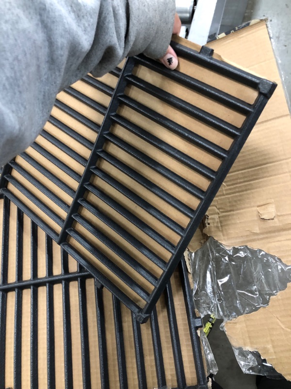 Photo 2 of 15 Inch Grates 7522 65904 for Weber Spirit E210 Parts 44020001 Spirit E200 S200 S210 Grill Grates Genesis Silver A 4411001 2241298 3711001 65905 Spirit 500 (2009-2012) Charbroil 
