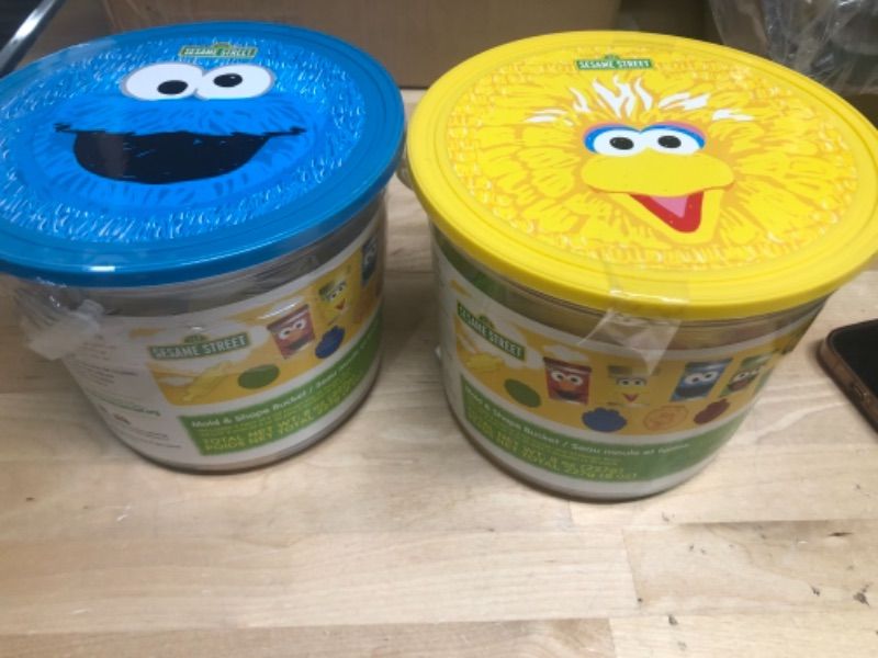 Photo 3 of 14 Piece Sesame Street Dough Bucket Set
2 BUCKETS 