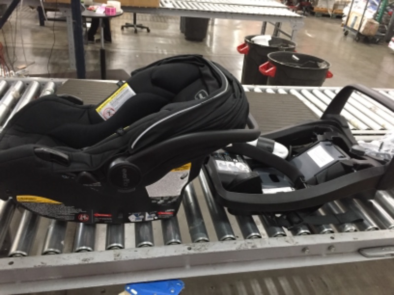 Photo 3 of Evenflo Pivot Xpand Modular Travel System with Safemax Infant Car Seat-Stallion