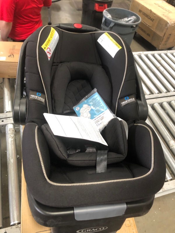 Photo 2 of Graco SnugRide SnugLock 35 LX Infant Car Seat, Baby Car Seat Featuring TrueShield Side Impact Technology
