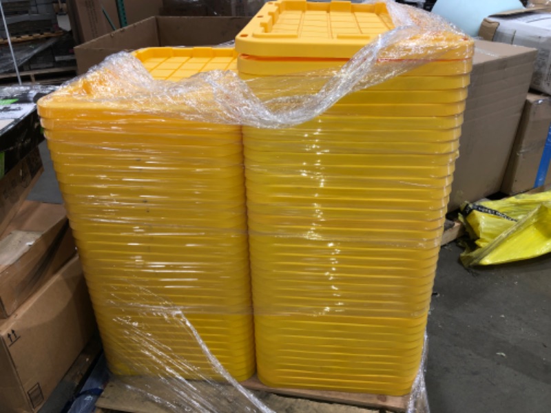 Photo 3 of ****LIDS ONLY***Pallet of 67 pcs -Plastics LC Commander 20.75-in x 30.625-in Yellow Standard Snap Plastic Lid
***SOLO TAPAS***