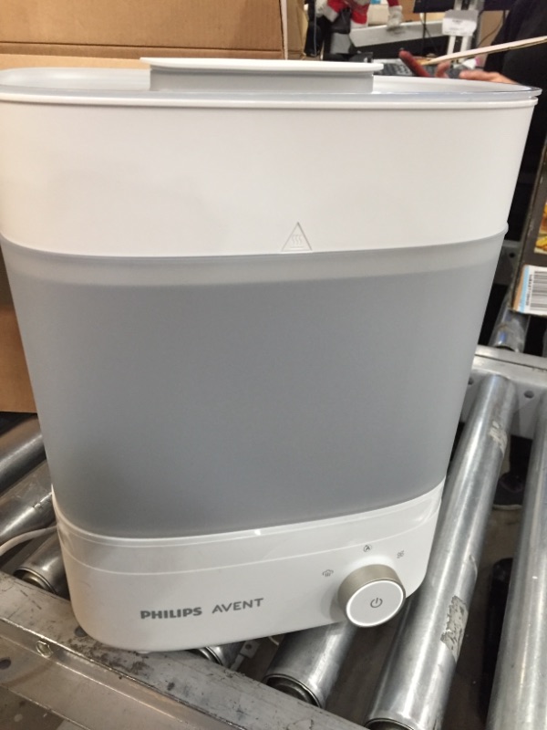 Photo 3 of Philips AVENT Advanced Electric Steam Sterilizer, SCF291/00