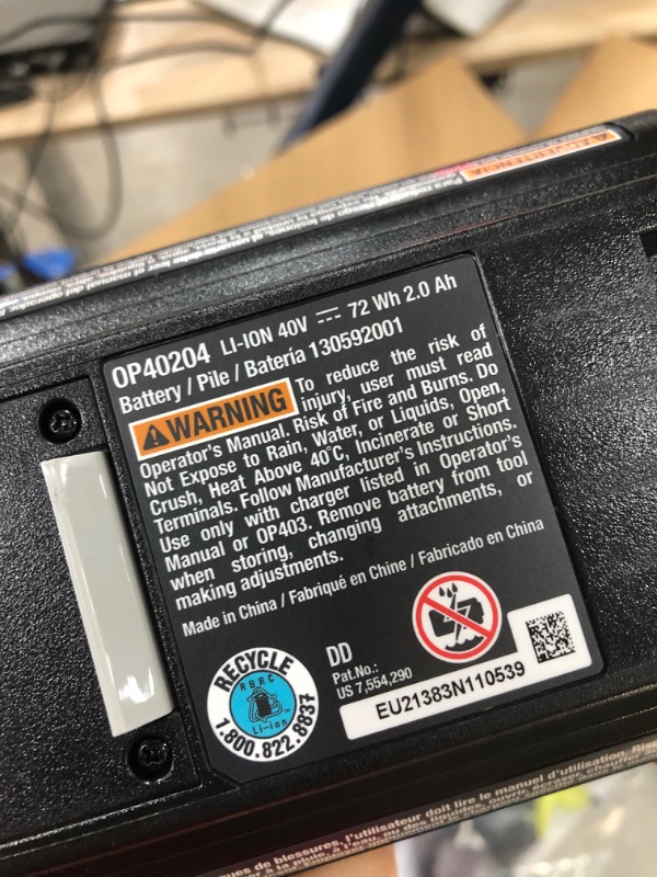 Photo 4 of 40-Volt HP Brushless EZClean 600 PSI 0.7 GPM Cold Water Power Cleaner with 2.0 Ah Battery and Charger
