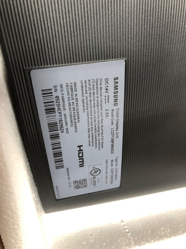 Photo 1 of Samsung CF398 LC27F398FWNXZA 27" LED Monitor, High Glossy Black
