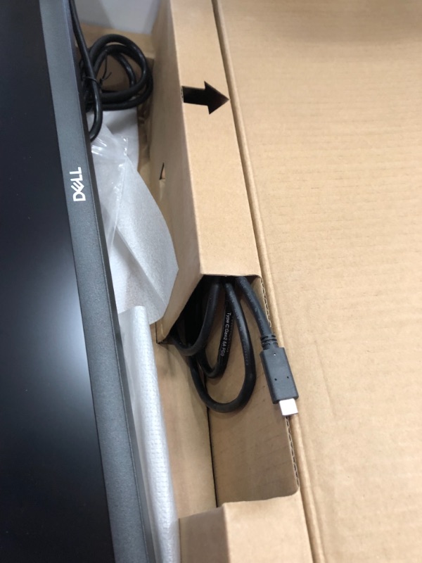 Photo 3 of Dell S2722QC 27-inch 4K USB-C Monitor - UHD (3840 x 2160) Display, 60Hz Refresh Rate, 8MS Grey-to-Grey Response Time (Normal Mode), Built-in Dual 3W Speakers, 1.07 Billion Colors - Platinum Silver