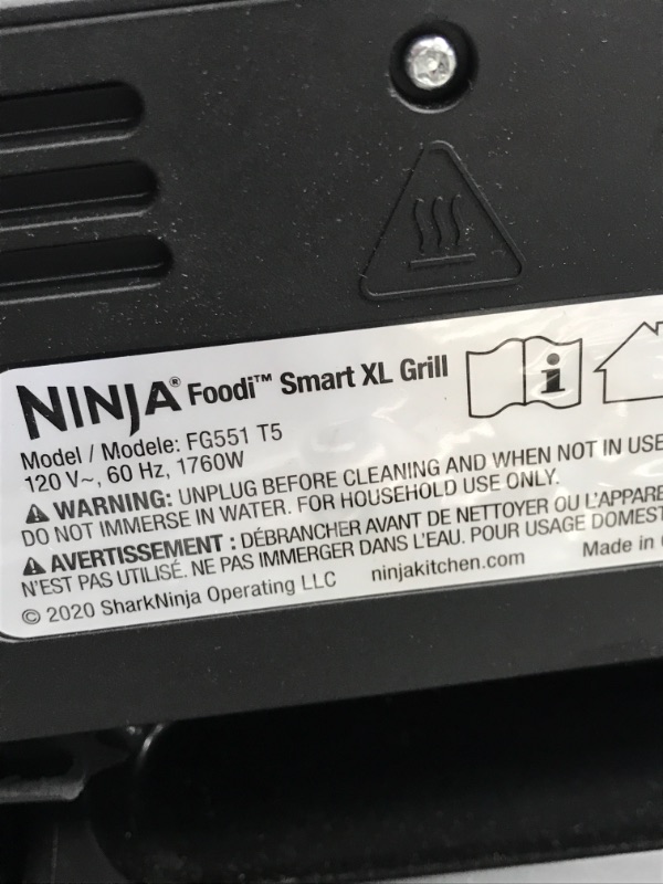 Photo 3 of **** MAJOR DMAGED*** USED***
Ninja FG551 Foodi Smart XL 6-in-1 Indoor Grill with Air Fry, Roast, Bake, Broil & Dehydrate, Smart Thermometer, Black/Silver
