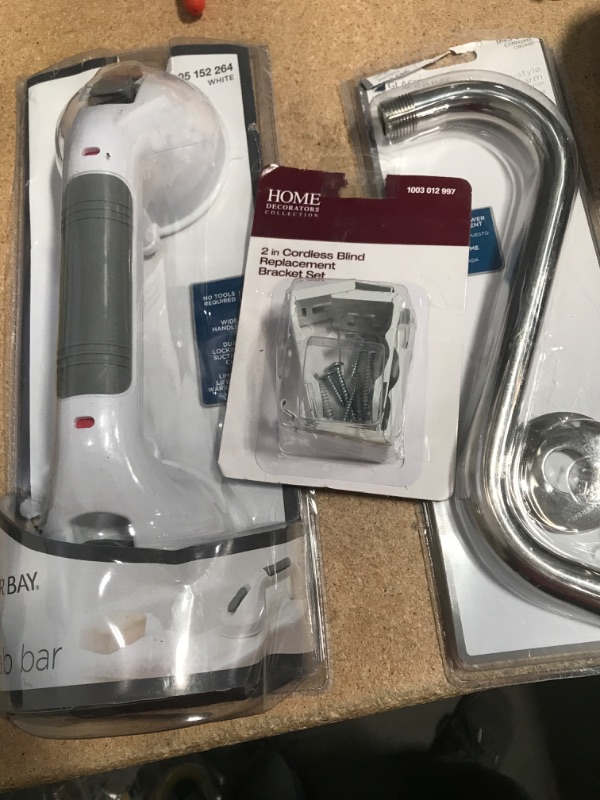 Photo 1 of **NO REFUNDS/RETURNS** -Bundle of assorted home bathroom accessories