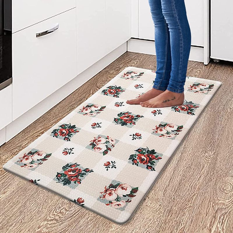 Photo 2 of bundle of miscellaneous items 
Kitchen Mat 17"x 30", Cushioned Anti-Fatigue Kitchen Mat for Standing, Non Skid Washable Ergonomic Comfort Kitchen Mats and Rugs for Home, Sink, Kitchen, Office(Beige)

Sunset Light Projection Led Light, 16 Color Color Sunse