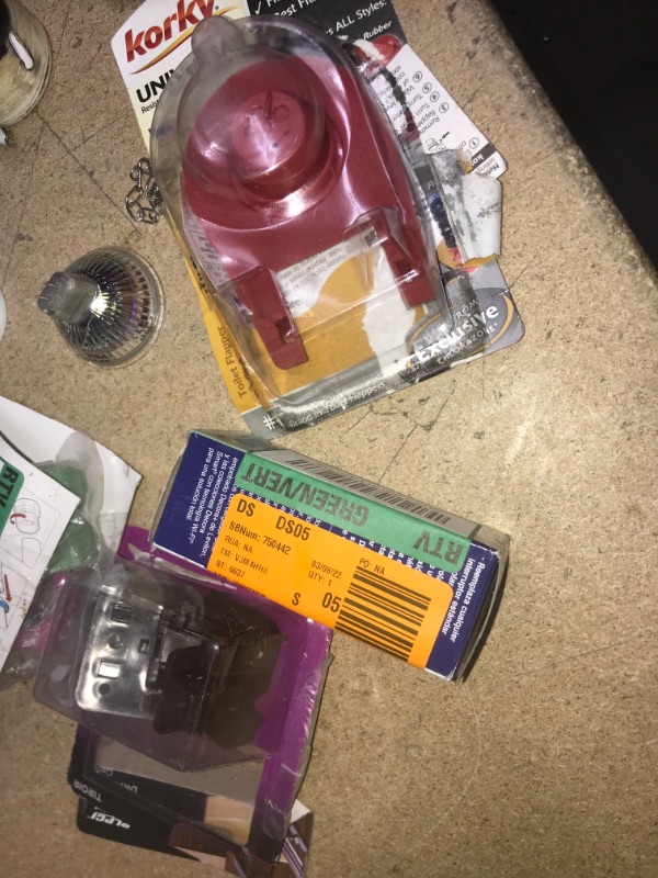 Photo 2 of **NON-REFUNDABLE**
Assortment of miscellaneous items 