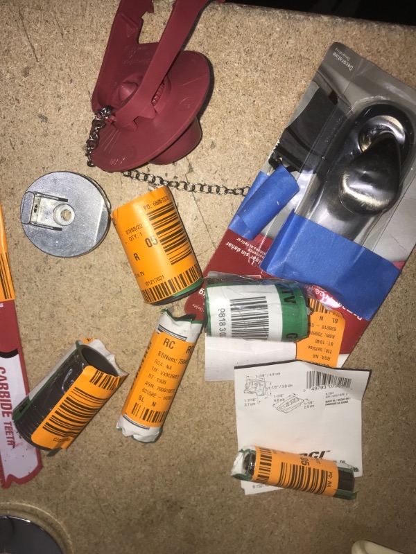 Photo 2 of **NON-REFUNDABLE**
Assortment of miscellaneous items 