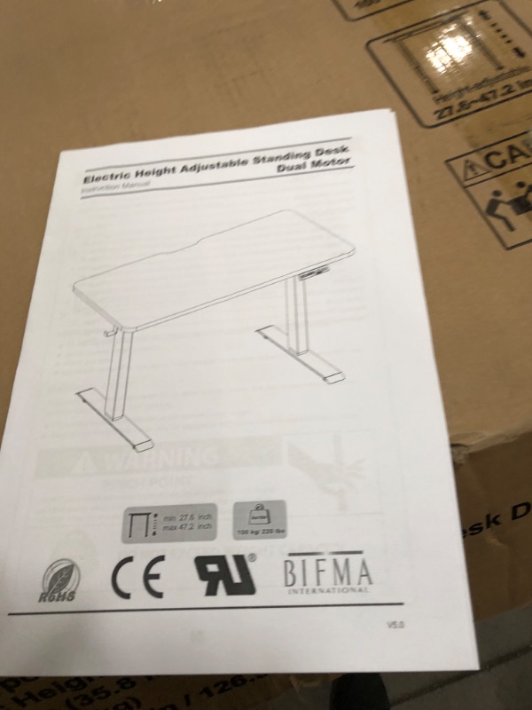 Photo 2 of WOKA Escritorio de pie de doble motor, 48 x 24 pulgadas, escritorio de altura ajustable, escritorio eléctrico de mesa entera con controlador de memoria para oficina en casa (parte superior de roble + marco blanco)
