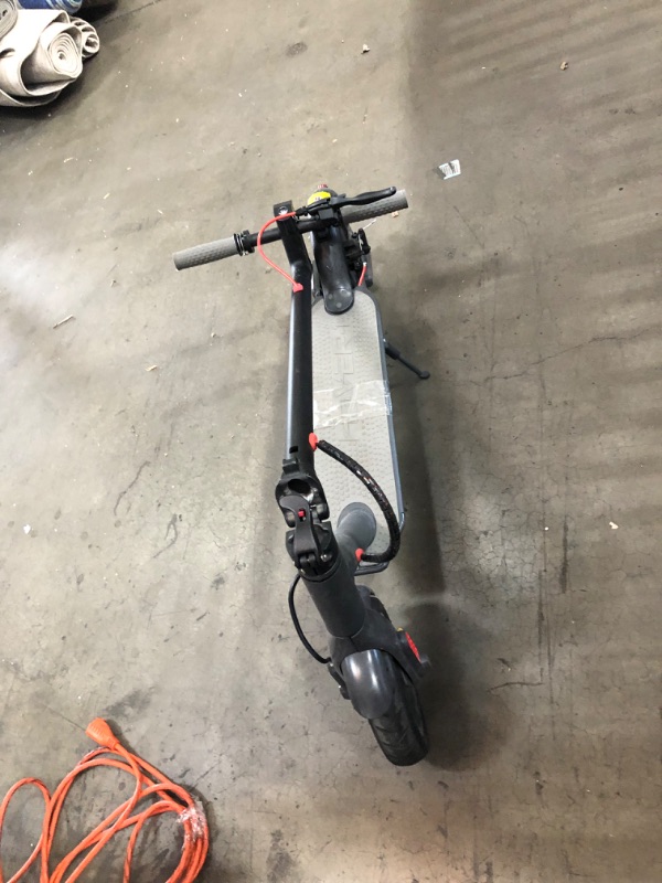 Photo 3 of Hover-1 Engine Electric Scooter | 21.7MPH, 5HR Charge, 11 Mile Range, Battery Life Indicator, High Grip Tires, 220LB Max Weight, Cert. & Tested - Safe for Teens & Adults
