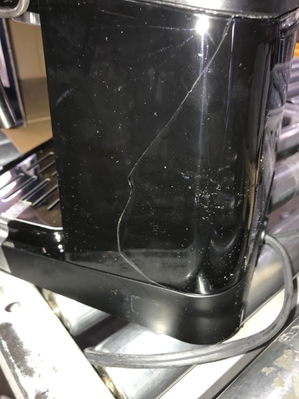 Photo 5 of *MISSING piece that holds espresso* 
*SEE last pictures for damage*
*cups/ mugs NOT included* 
De'Longhi Stilosa Manual Espresso Machine, Latte & Cappuccino Maker, 15 Bar Pump Pressure + Manual Milk Frother Steam Wand, Black / Stainless, EC260BK
