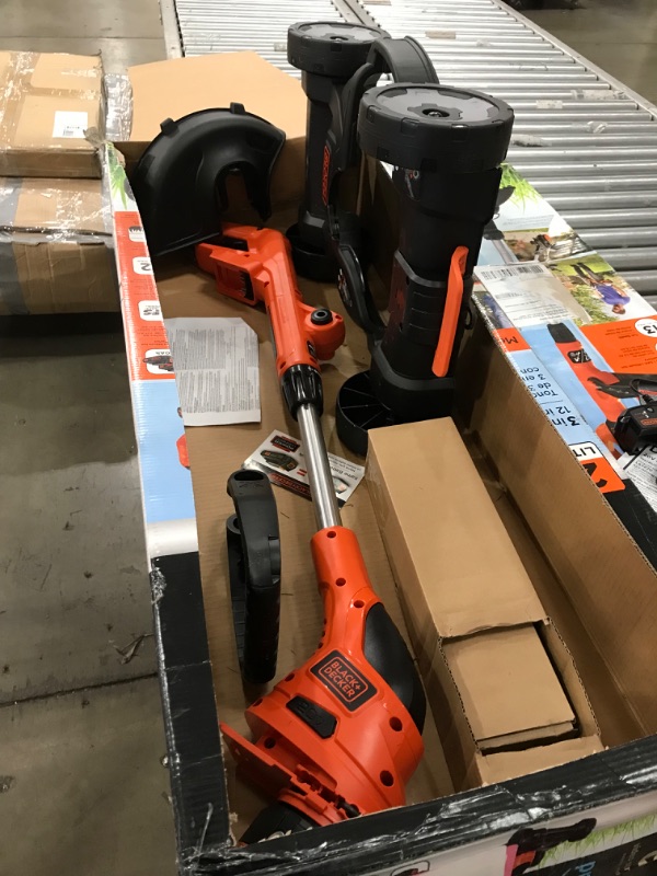 Photo 2 of *USED*
BLACK+DECKER 3-in-1 Lawn Mower, String Trimmer and Edger, 12-Inch, Cordless (MTC220)
