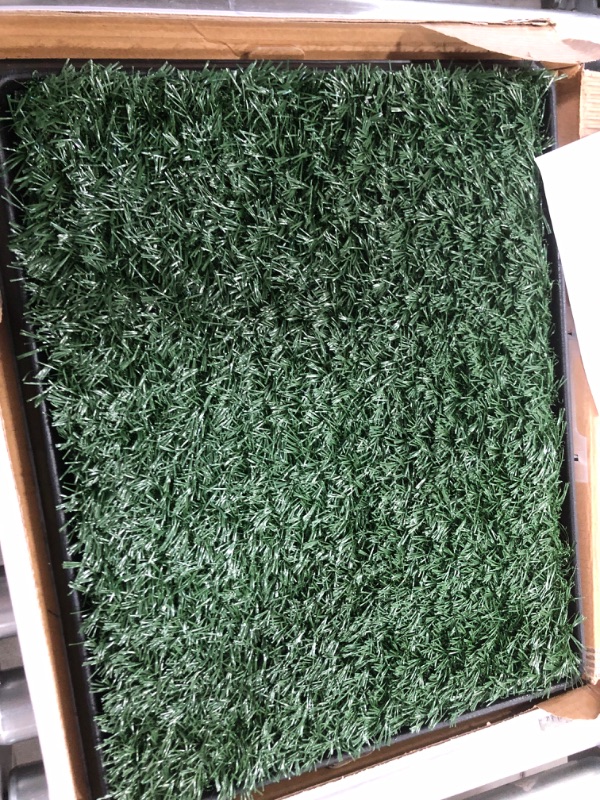 Photo 2 of Downtown Pet Supply Dog Pee Potty Pad, Bathroom Tinkle Artificial Grass Turf, Portable Potty Trainer
Size: 16" x 20"

