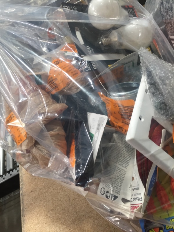 Photo 2 of **NON REFUNDABLE** BUNDLE OF MISC HOME DEPOT ITEMS 