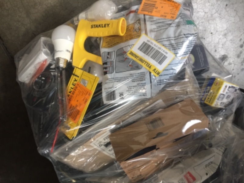 Photo 2 of **NOT REFUNDABLE** BUNDLE OF MISC HOME DEPOT ITEMS 