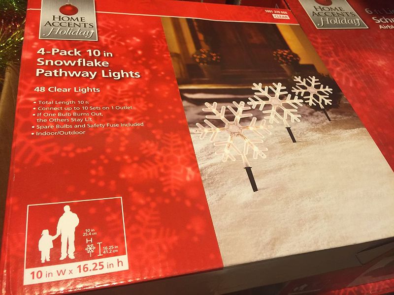 Photo 1 of ** PRODUCT BEEN TESTED**
10 Inch Snowflakes Pathway Lights, 4 Pack
