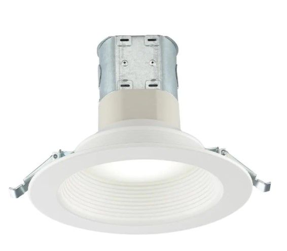 Photo 1 of ***SET OF 4**
Commercial electric 6 in recessed led light white kit** LM per watt 66**G1TP120RT6T30 NEW
