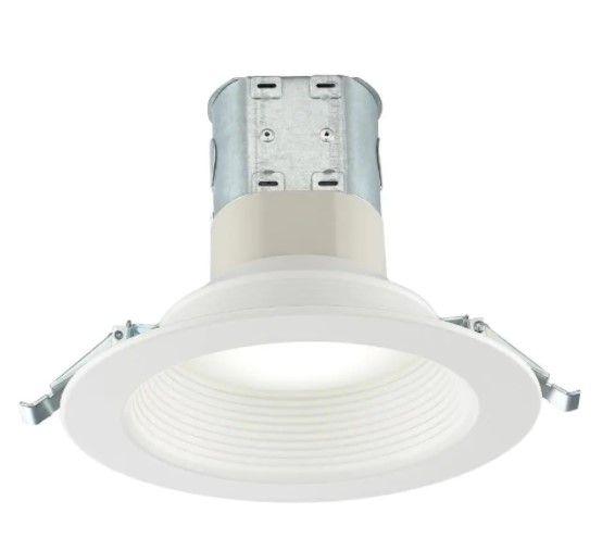 Photo 1 of ***SET OF 4**
Commercial electric 6 in recessed led light white kit G1TP120RT6T30 NEW