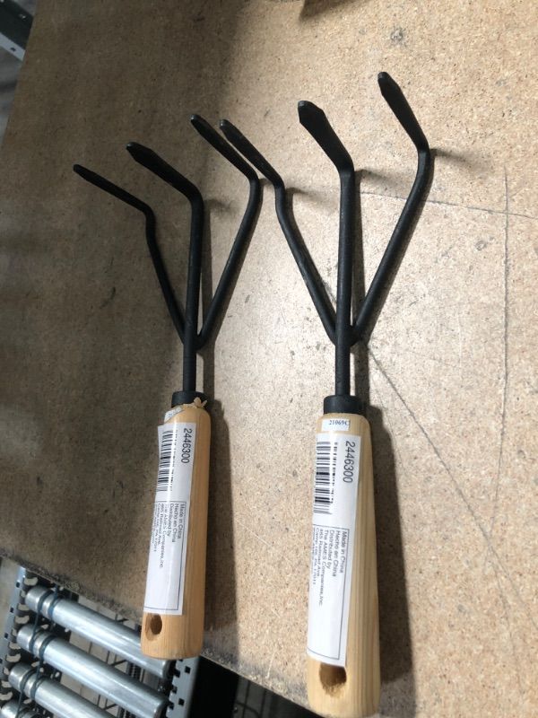 Photo 2 of 2 PACK AMES-True Temper 34925974 2446300 Hand Cultivator with Wood Handle
